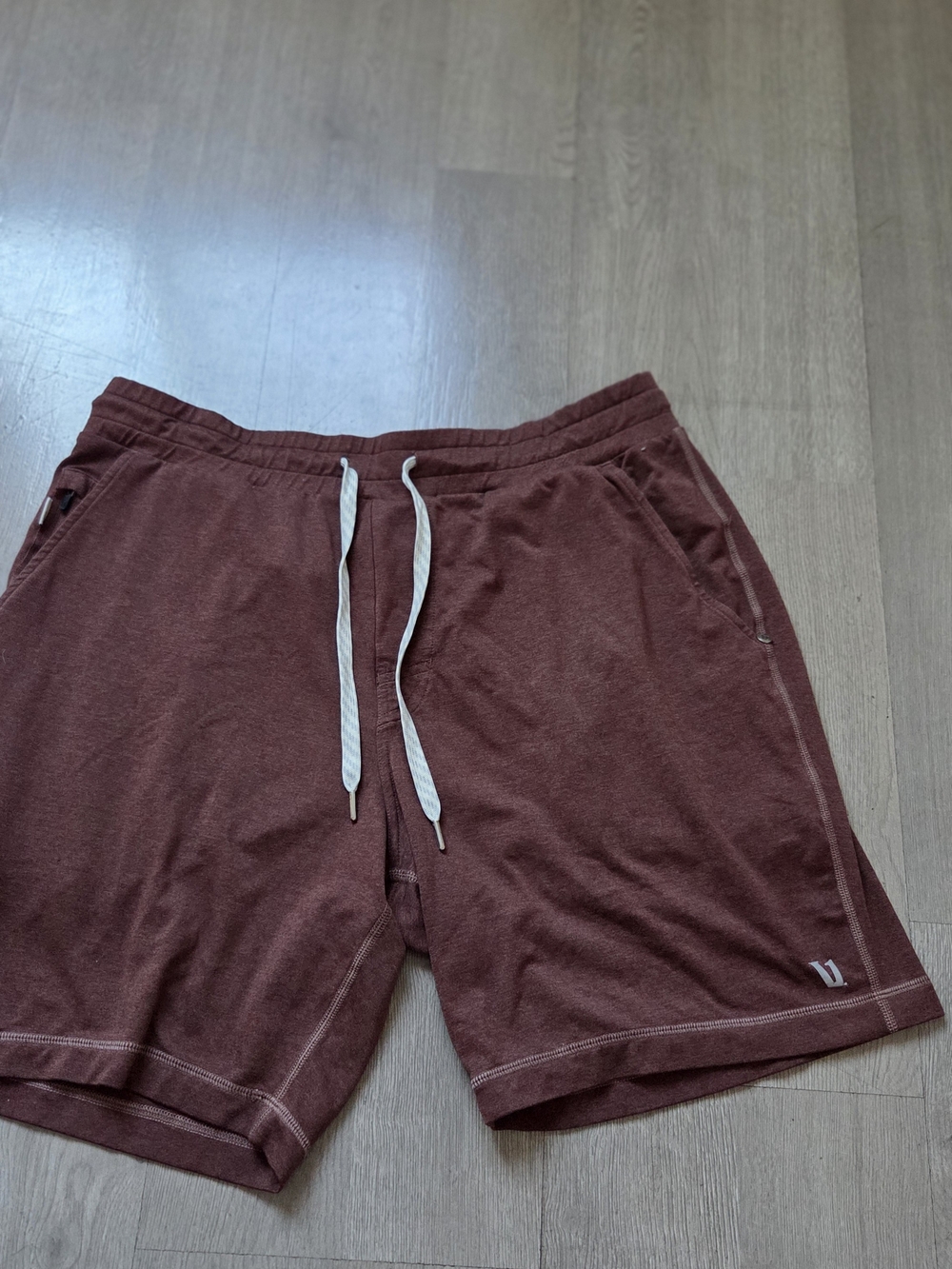 Vuori Men's Athletic Drawstring Shorts in Maroon